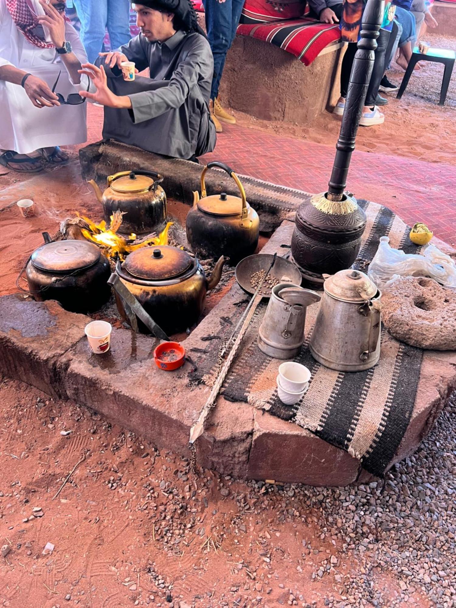 Wadi Rum Rose Luxury Camp Ngoại thất bức ảnh