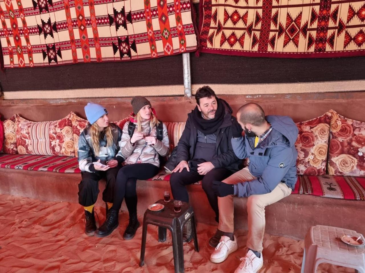 Wadi Rum Rose Luxury Camp Ngoại thất bức ảnh