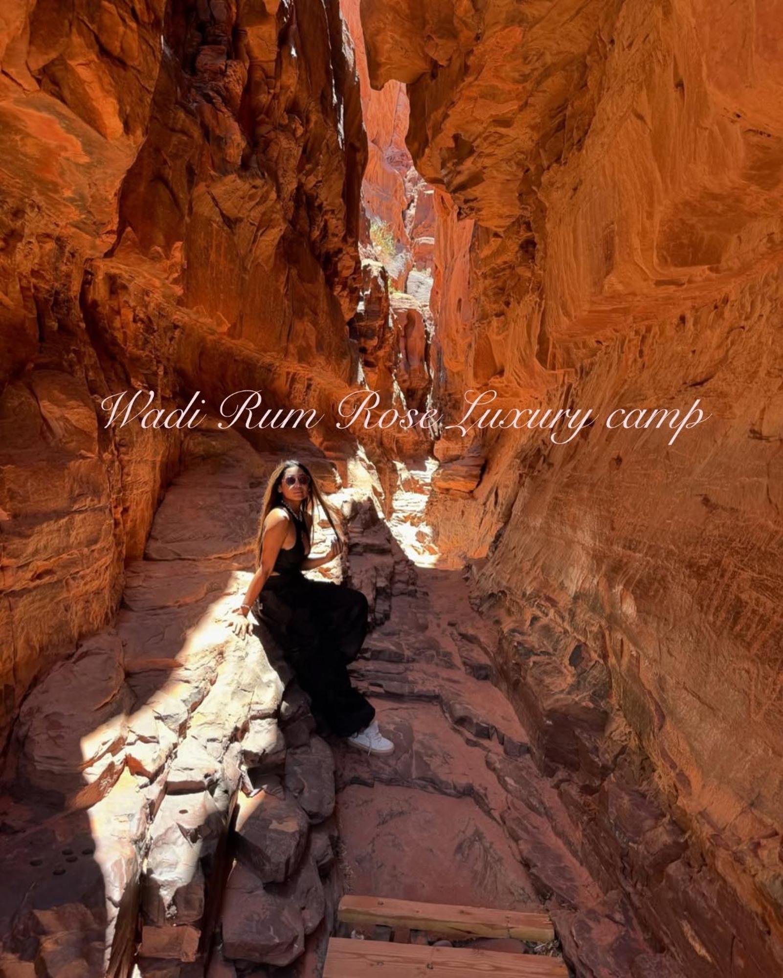 Wadi Rum Rose Luxury Camp Ngoại thất bức ảnh