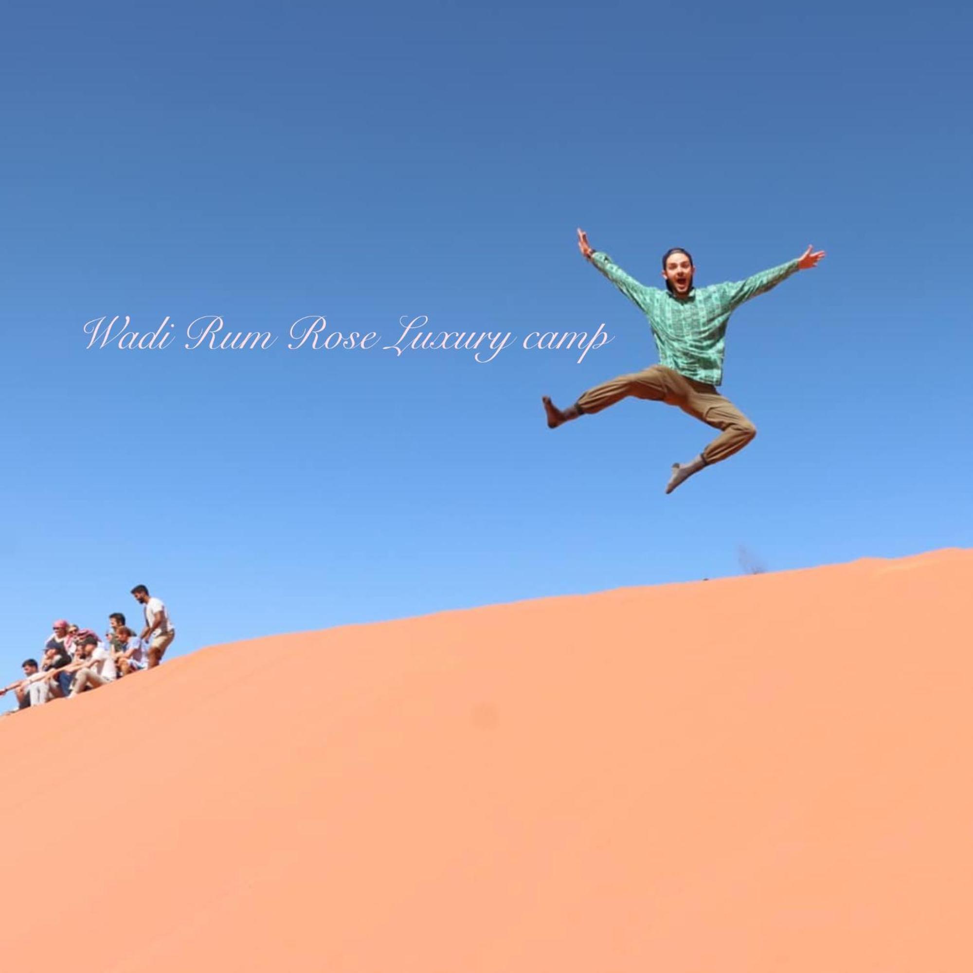 Wadi Rum Rose Luxury Camp Ngoại thất bức ảnh